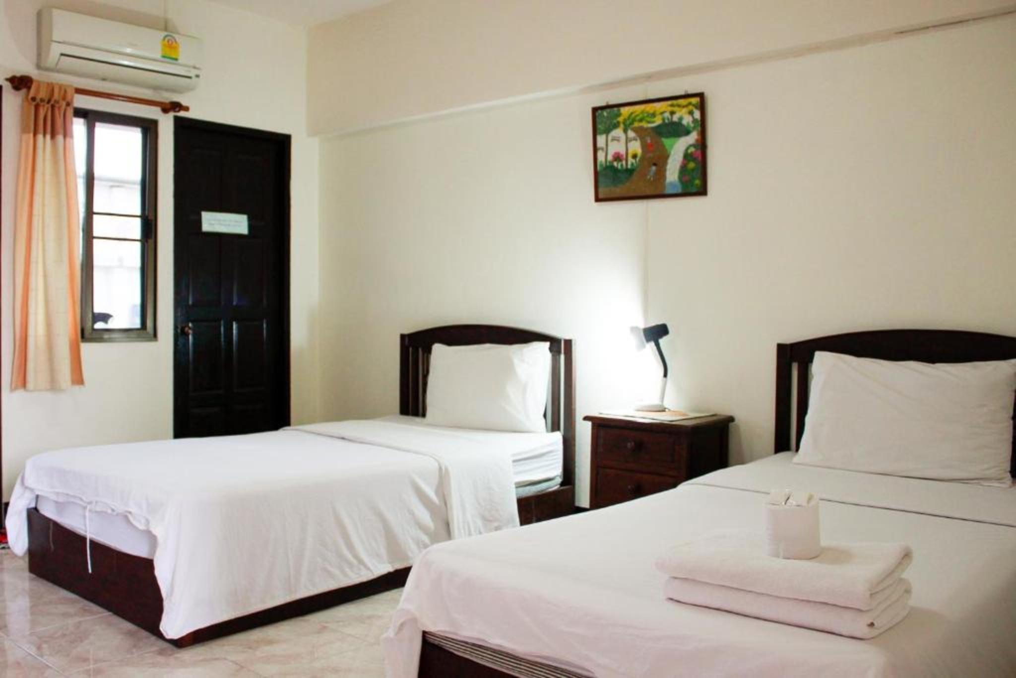Hotel Sripoom House 1 à Chiang Mai Extérieur photo