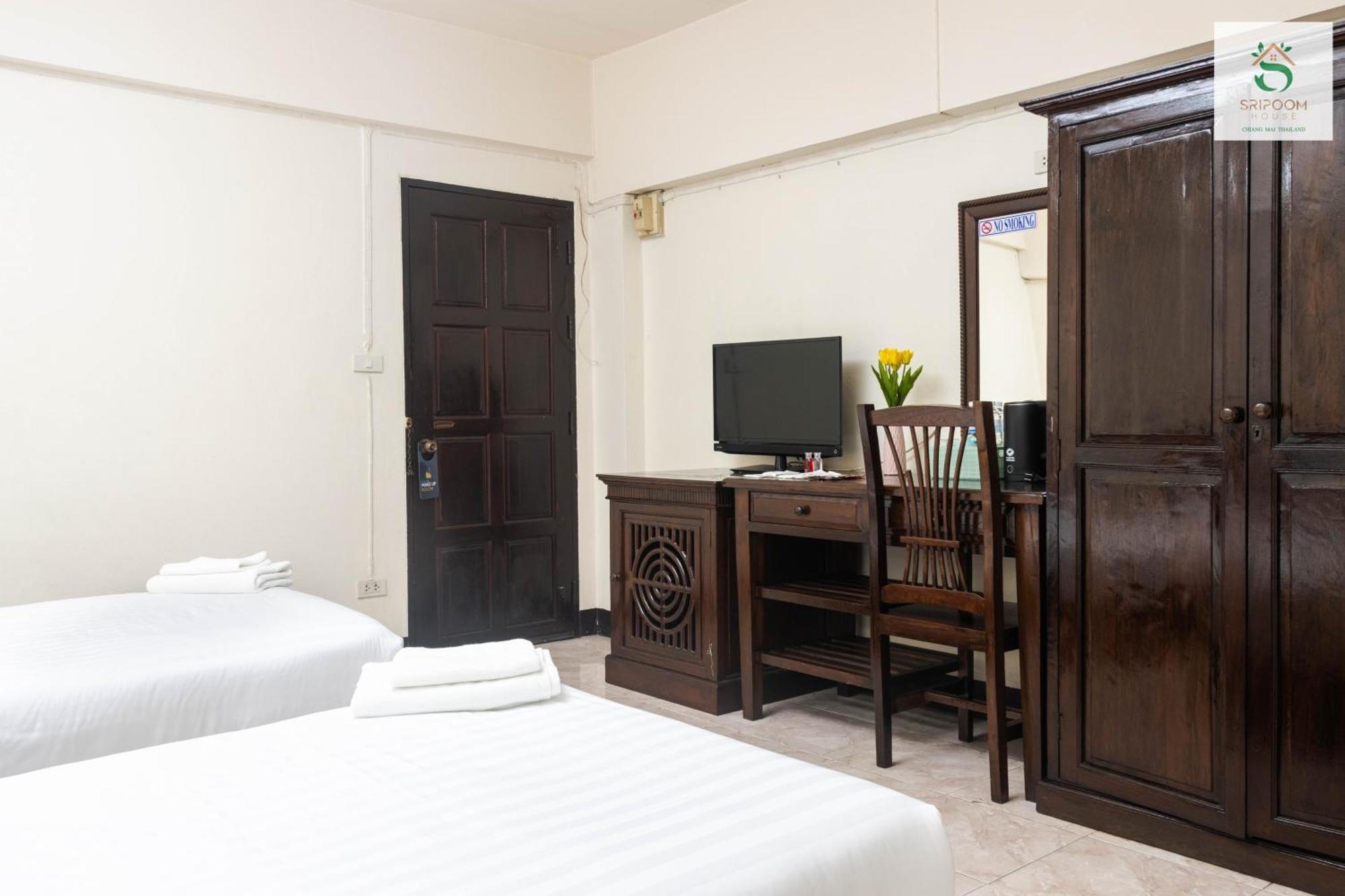 Hotel Sripoom House 1 à Chiang Mai Extérieur photo