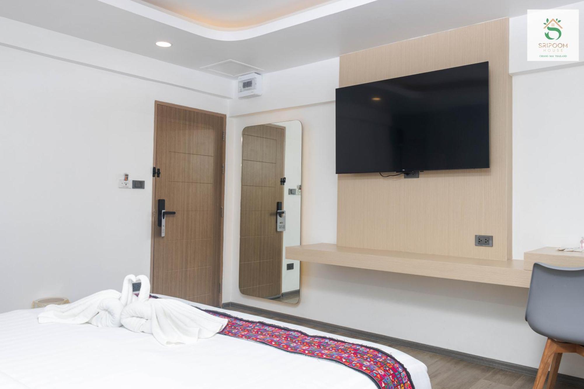 Hotel Sripoom House 1 à Chiang Mai Extérieur photo