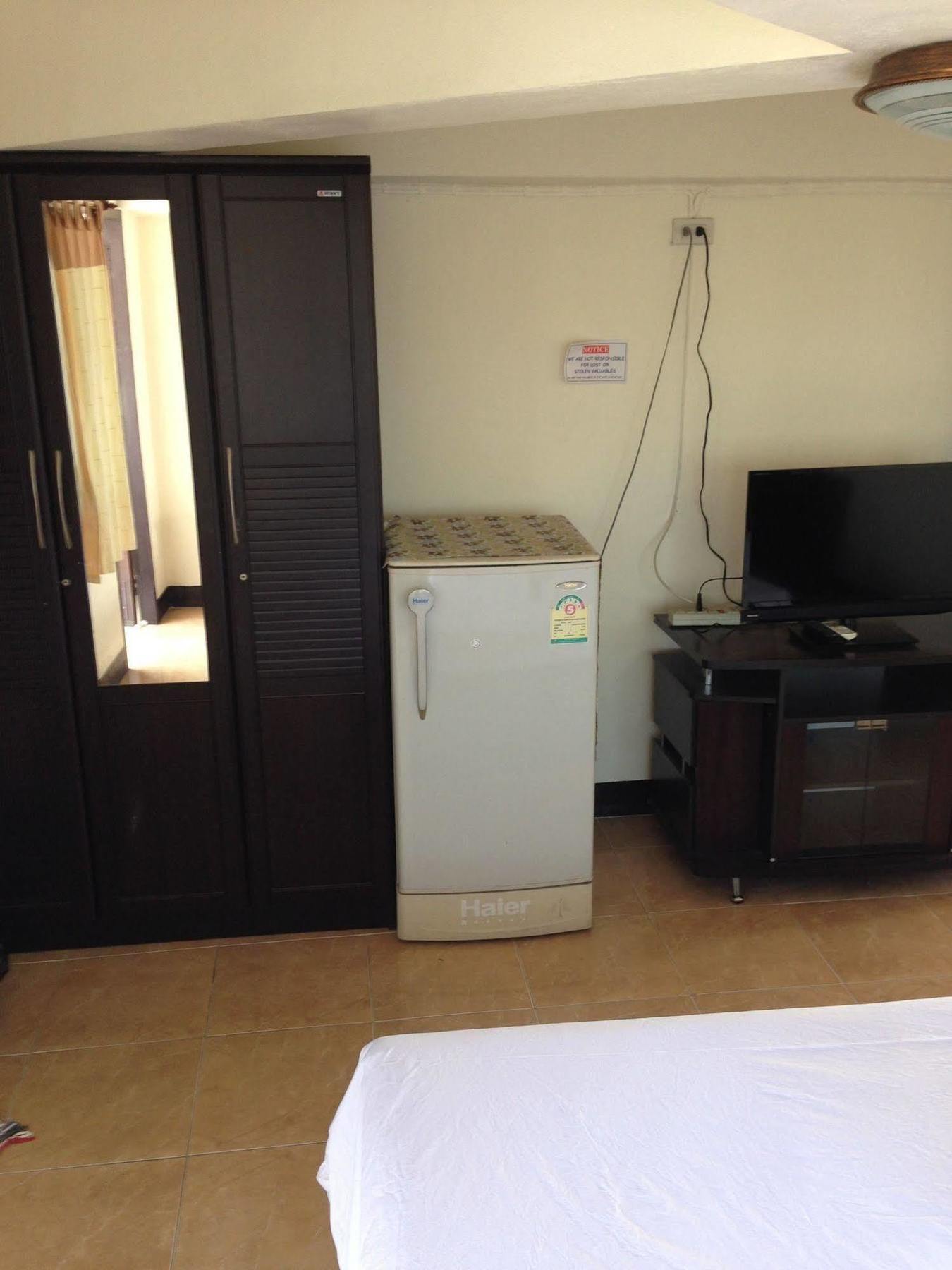 Hotel Sripoom House 1 à Chiang Mai Extérieur photo