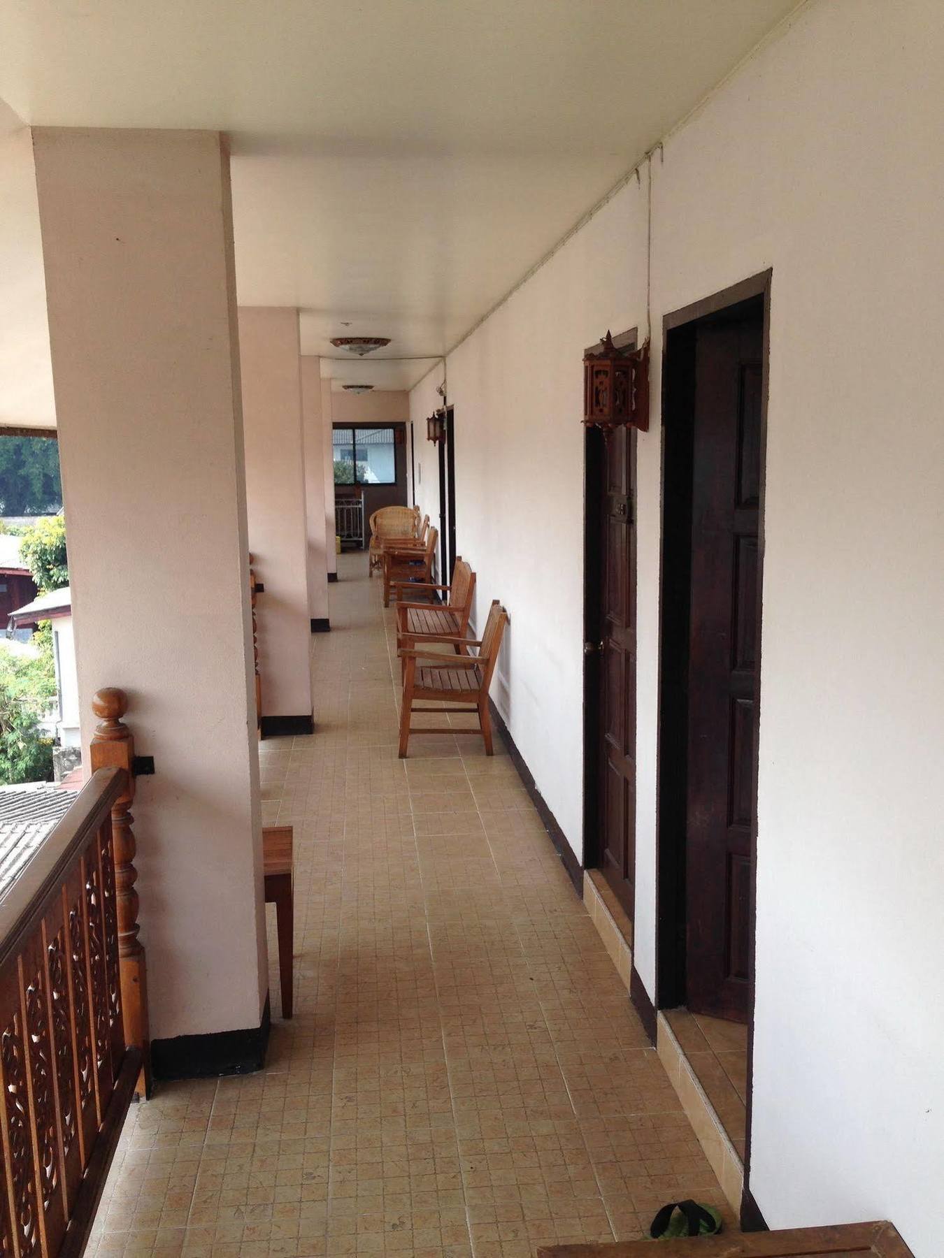 Hotel Sripoom House 1 à Chiang Mai Extérieur photo
